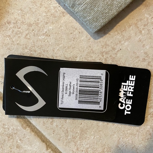 TLF New Leggings - Picture 3 of 5